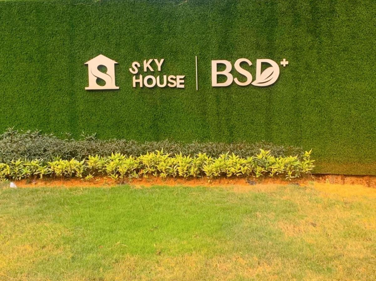Hotel Sky House Bsd By Benchmark