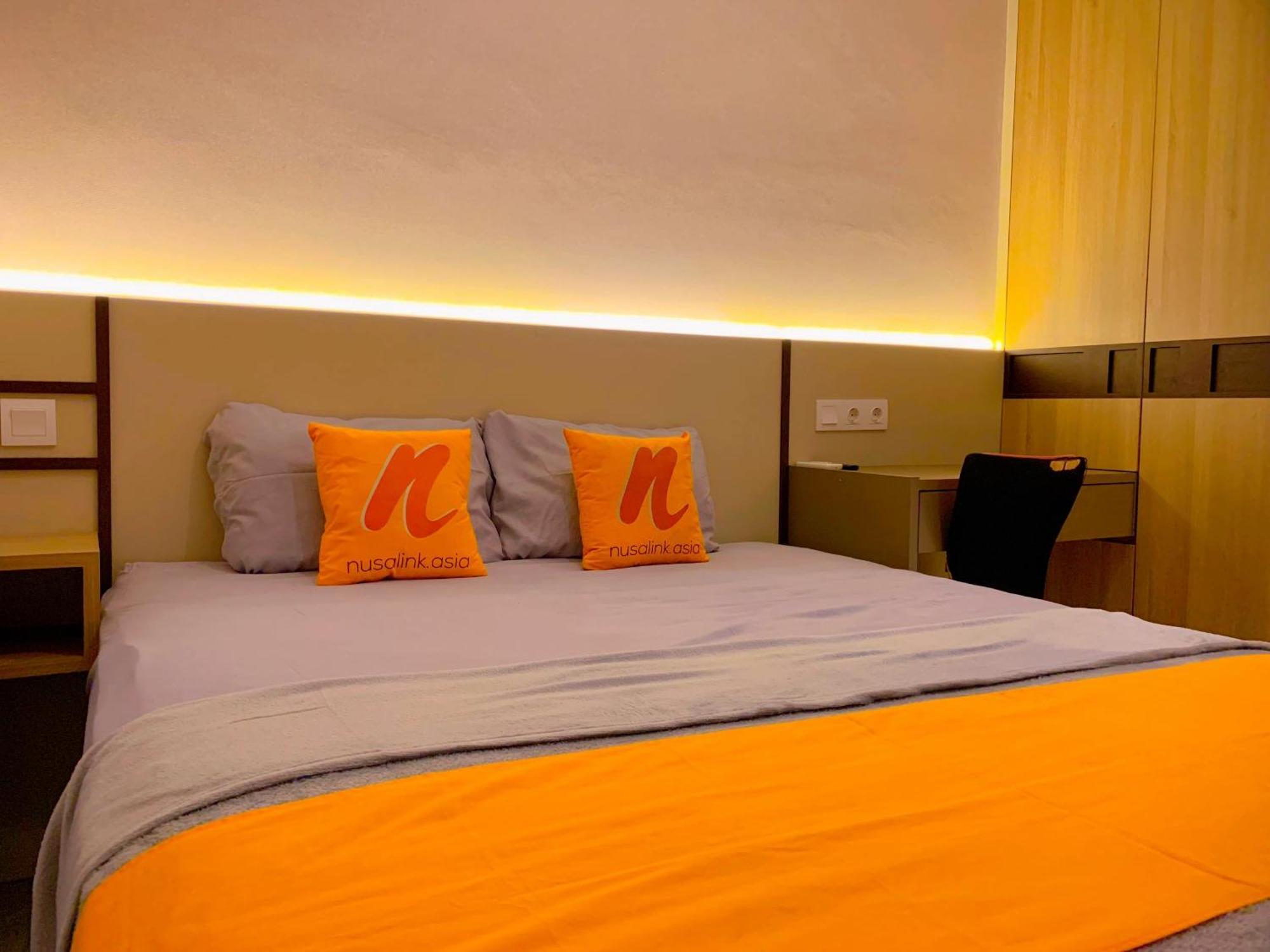 Sky House Bsd By Benchmark
